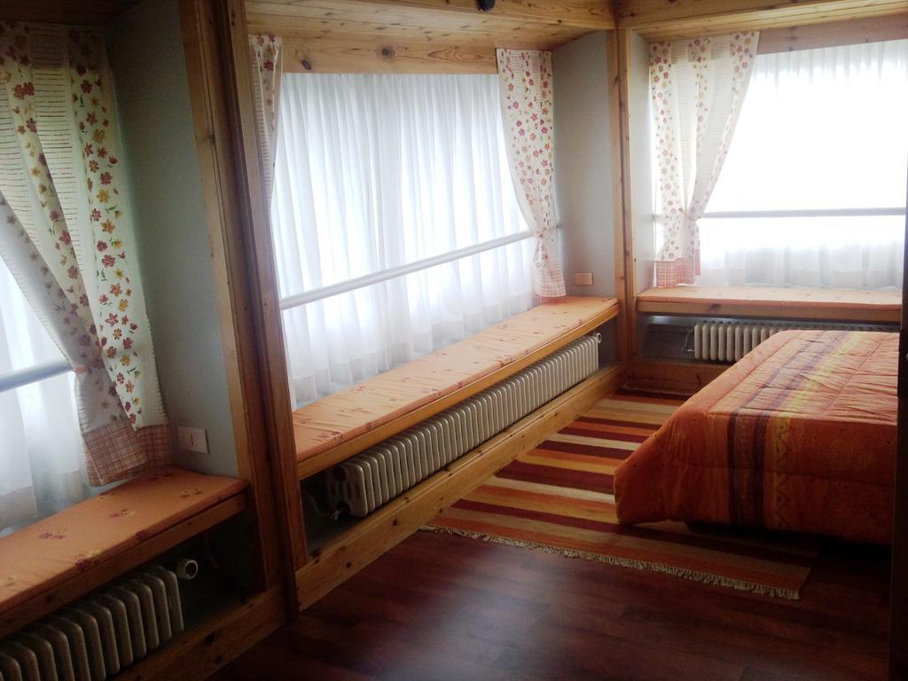 Appartamento Artuik Marilleva Pokoj fotografie